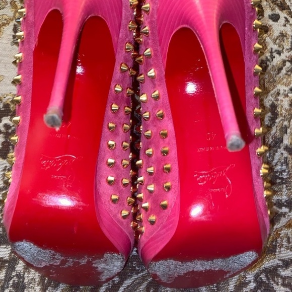 Christian Louboutin Guerilla Spike Bootie - Size 39.5 - Picture 8 of 9